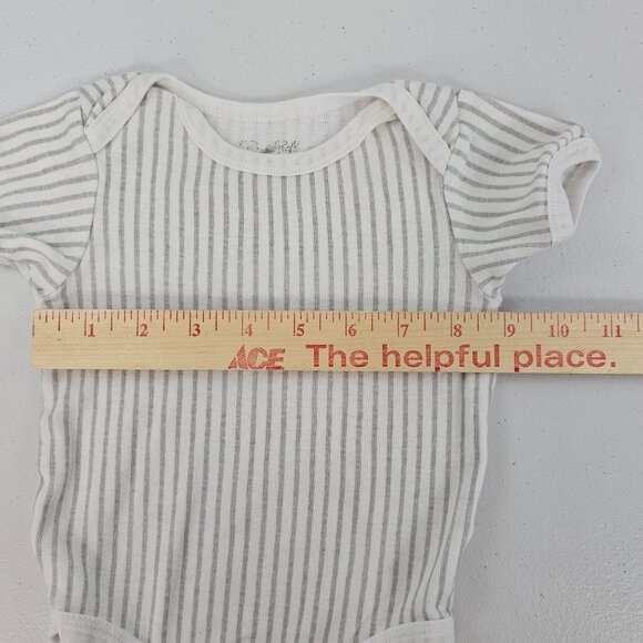 Rene Rofe Baby Bodysuit 6-9m One-Piece Short Sleeve Cotton White & Gray Stripes - Picture 8 of 9